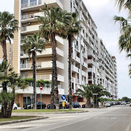 Fara 8 Apartment Bari Luaran gambar
