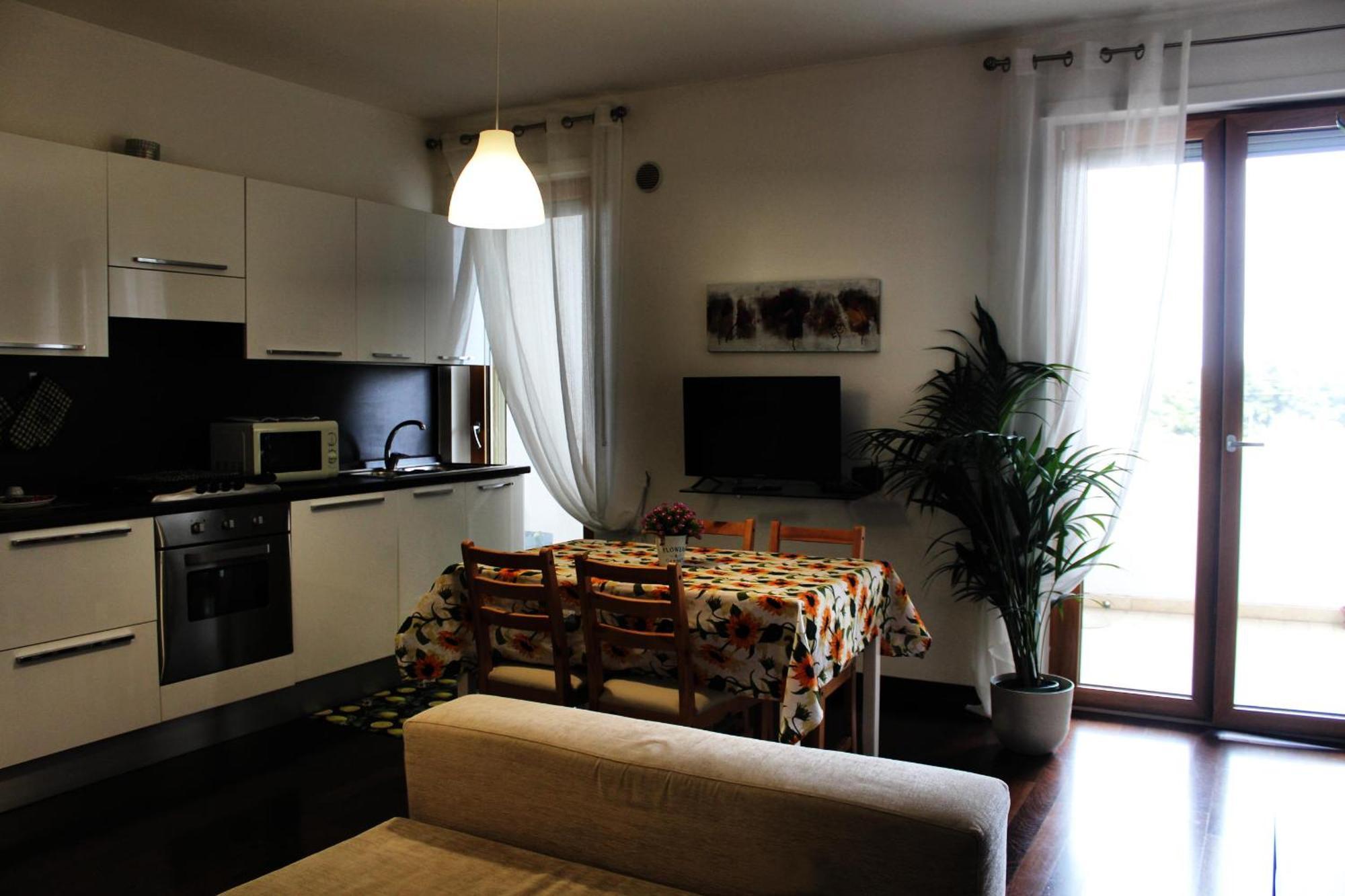 Fara 8 Apartment Bari Luaran gambar