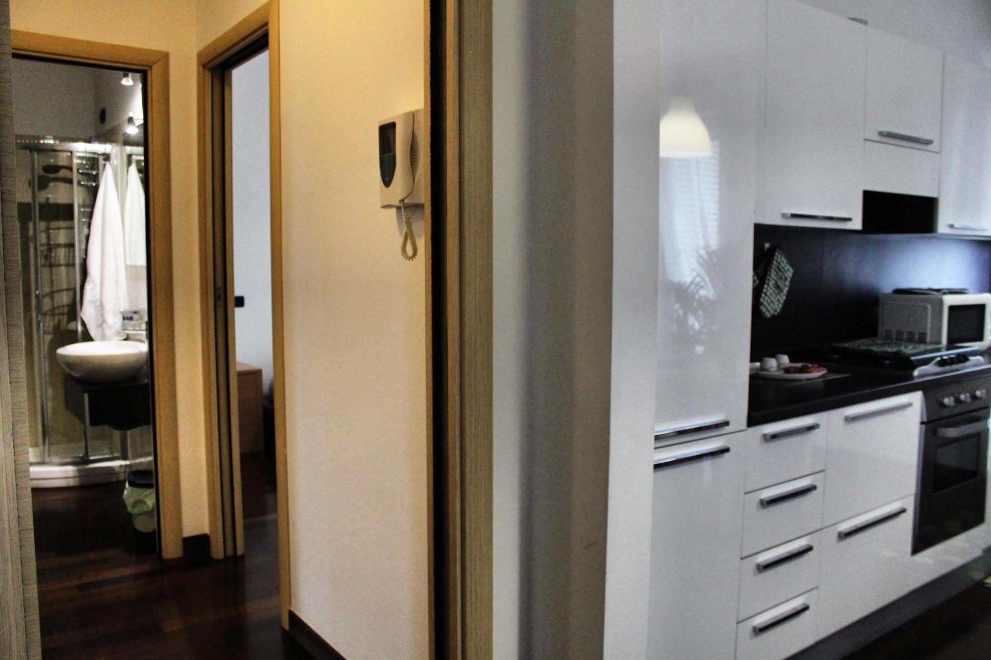 Fara 8 Apartment Bari Luaran gambar